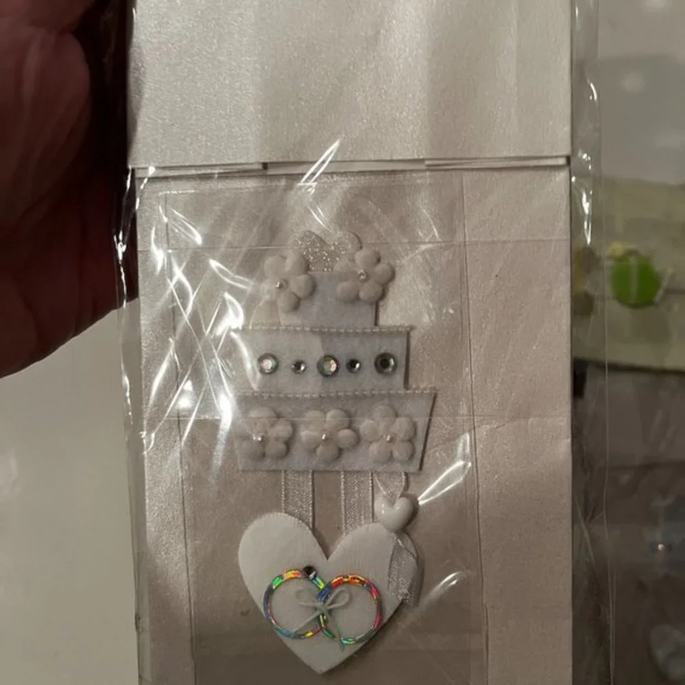 Gift Bags - 4 Small‎ Wedding and New Baby (new)
